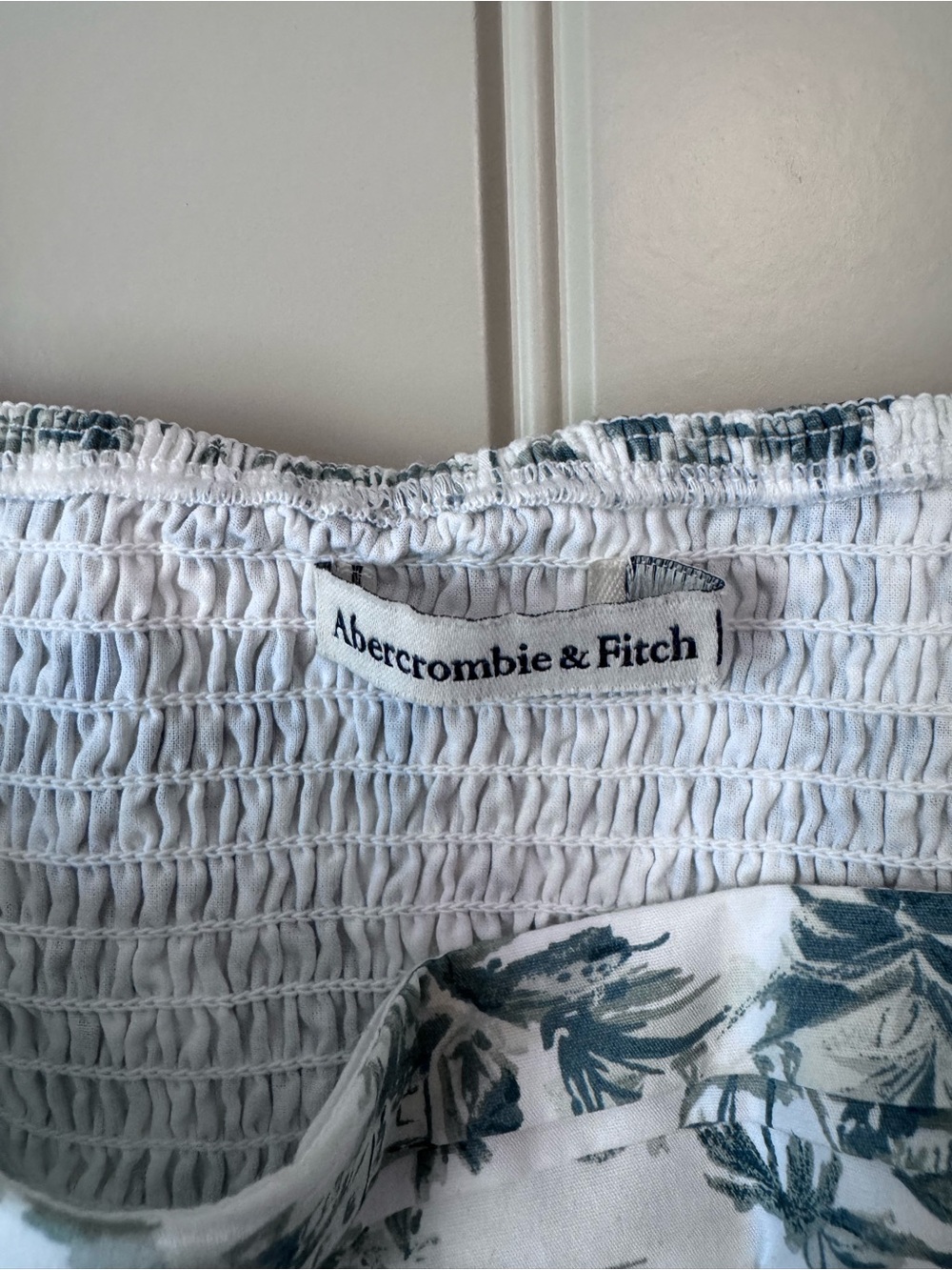 Abercrombie & Fitch Emerson Puff Sleeve Midi - XL - Picture 2 of 4